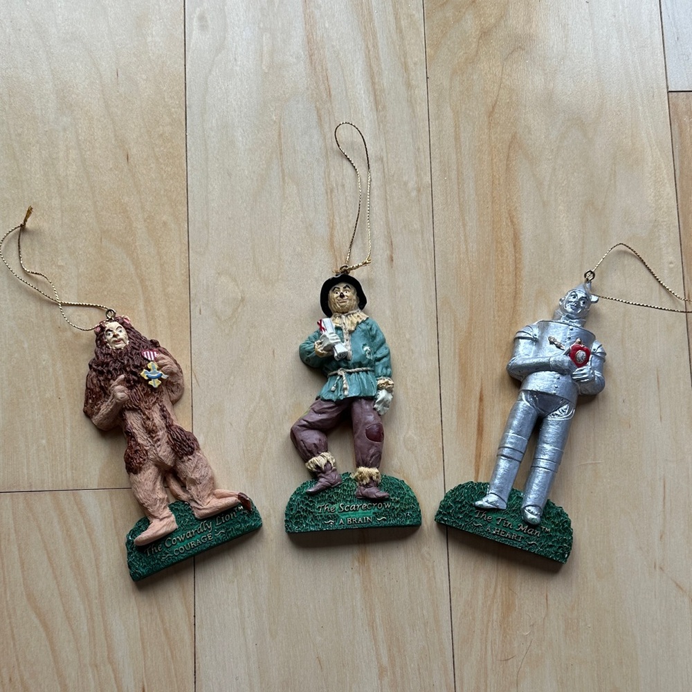 Wizard of Oz Hanging Ornaments Set
